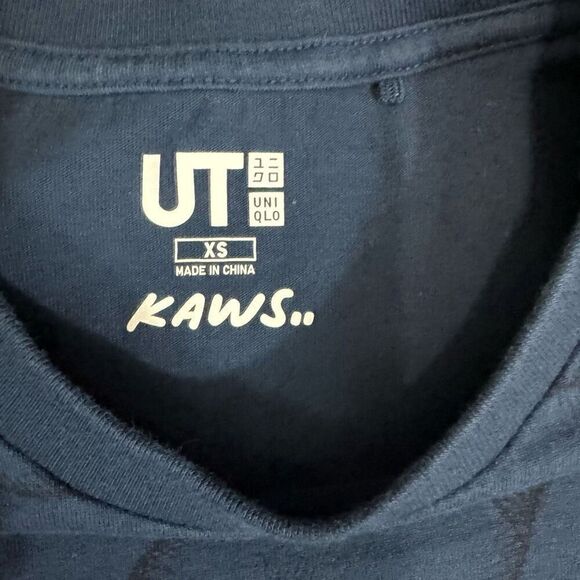 Uniqlo x KAWS Men's XS UT Blue Companion All Over Print Tee Shirt Streetwear Art - Picture 2 of 6